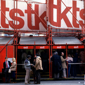 TIMES SQUARE TKTS BOOTH AP820311014