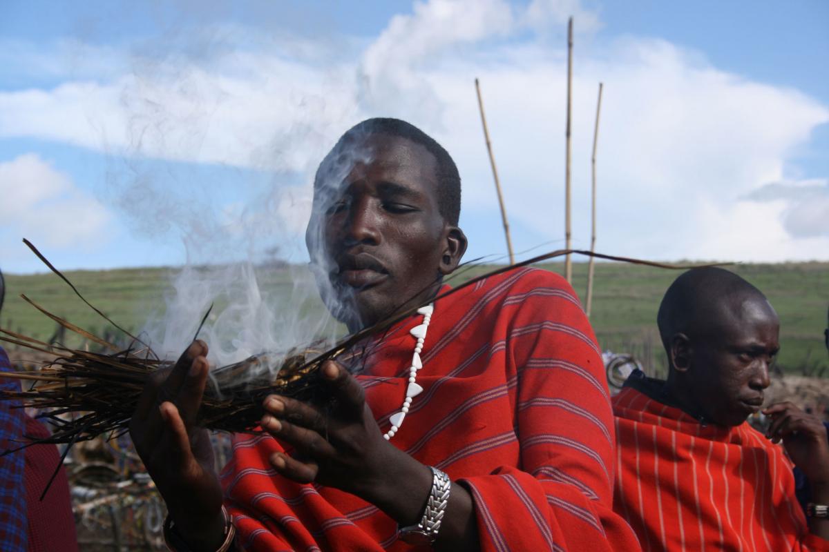 Maasai-12-6-10-2008-547-w   